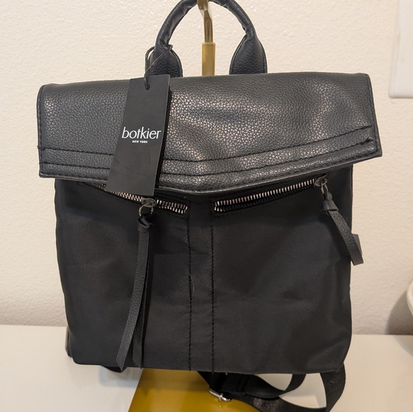 Botkier small Backpack Nwt - Picture 3 of 3